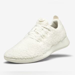 🐤 ALLBIRDS Women’s Wool Runner Fluffs Sneakers